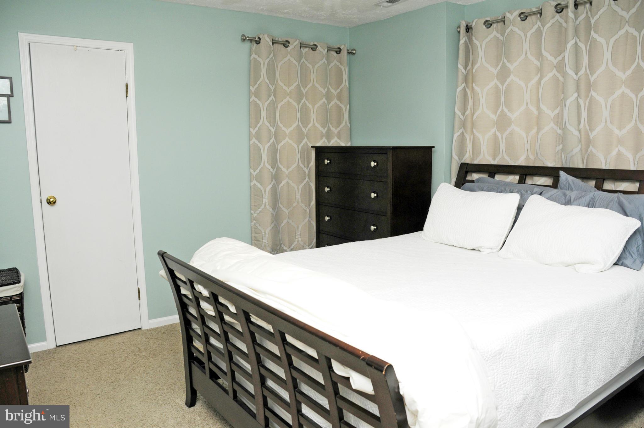 VILLAGE OF HICKORY RIDGE - Residential Lease