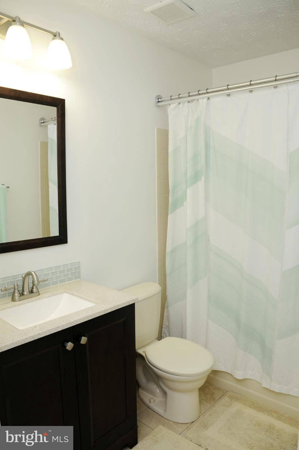 VILLAGE OF HICKORY RIDGE - Residential Lease