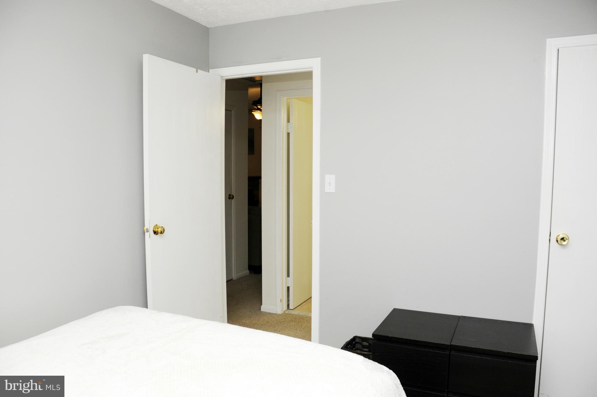 VILLAGE OF HICKORY RIDGE - Residential Lease