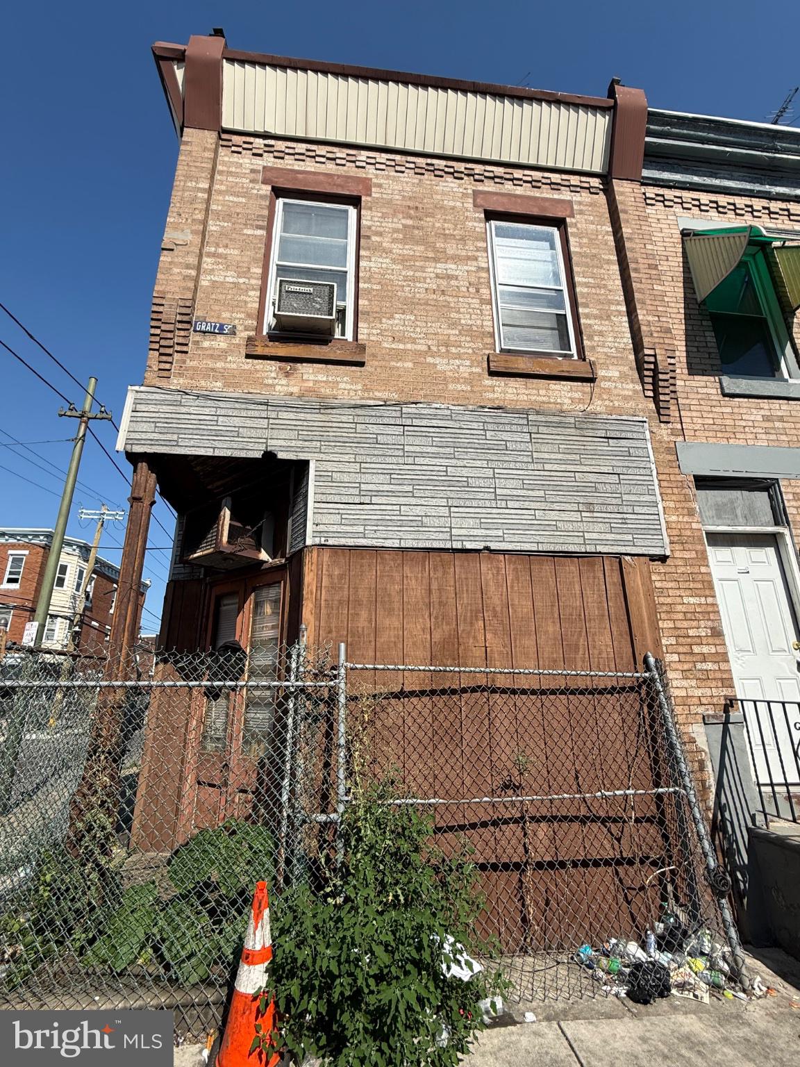 4469 N GRATZ STREET