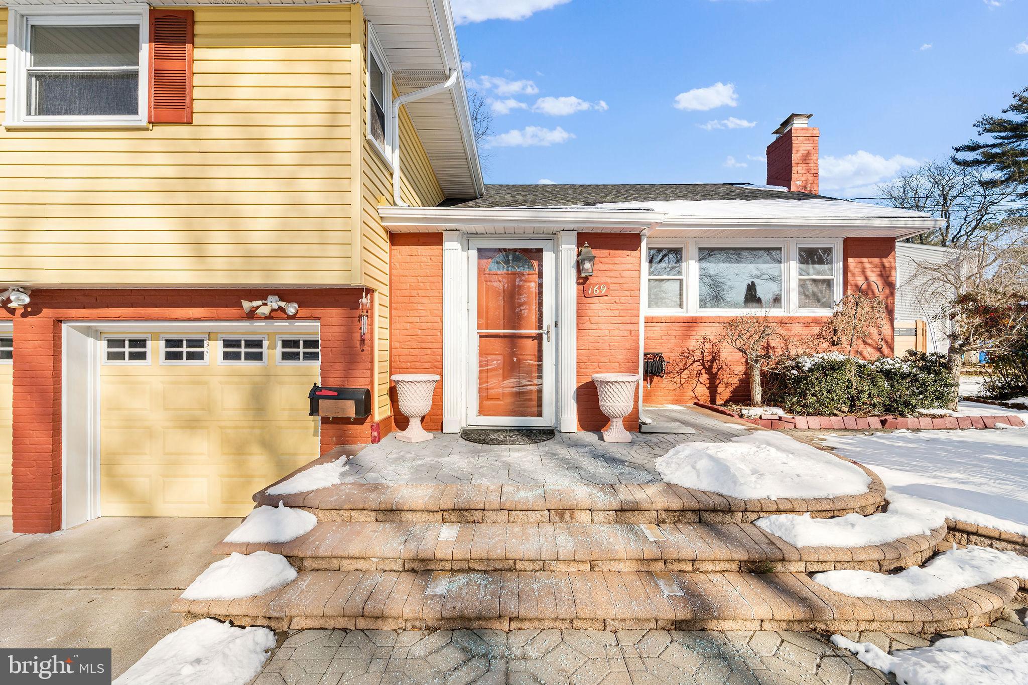 169 CHERRY TREE LANE