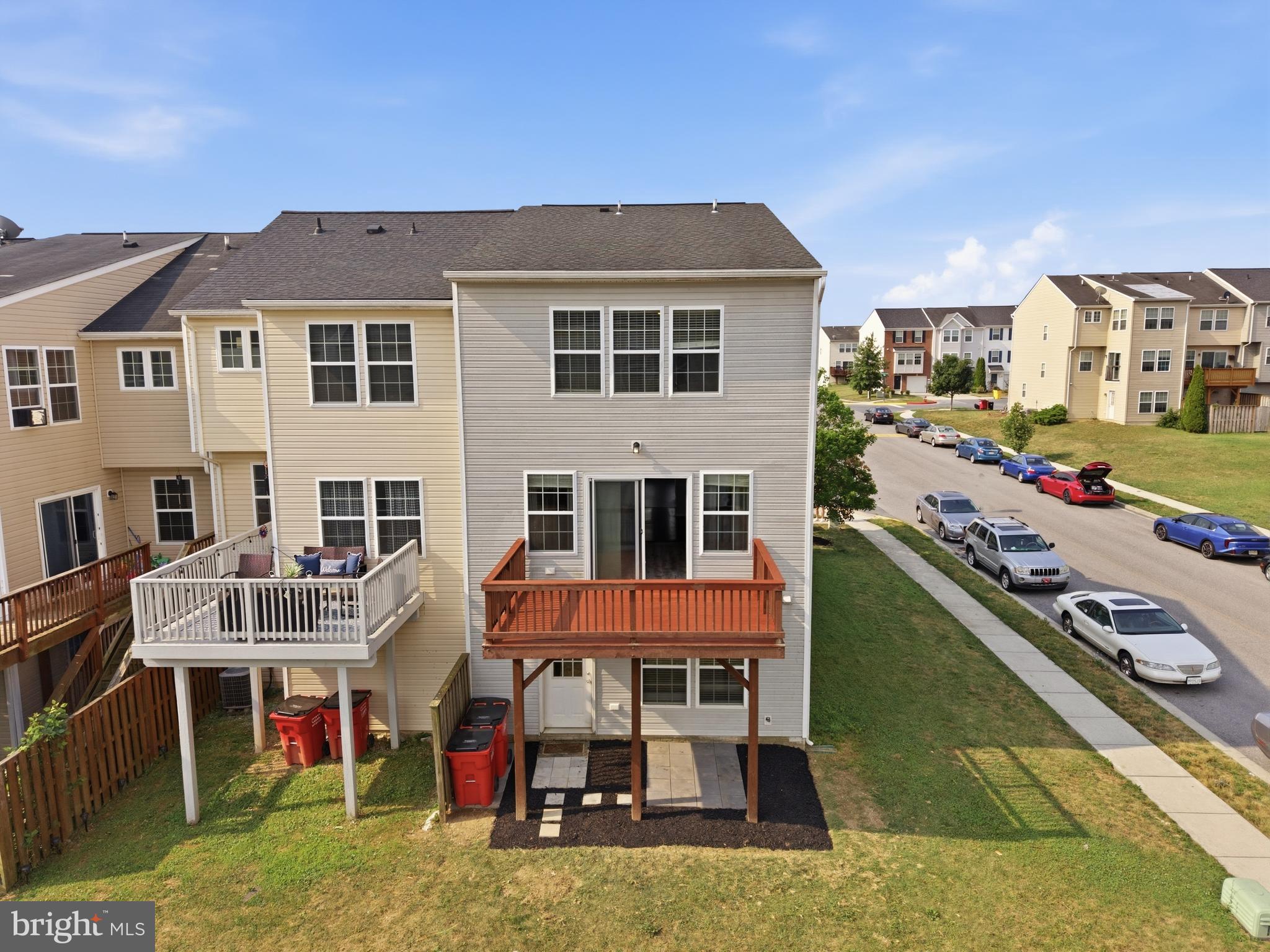 11 WAYSIDE COURT