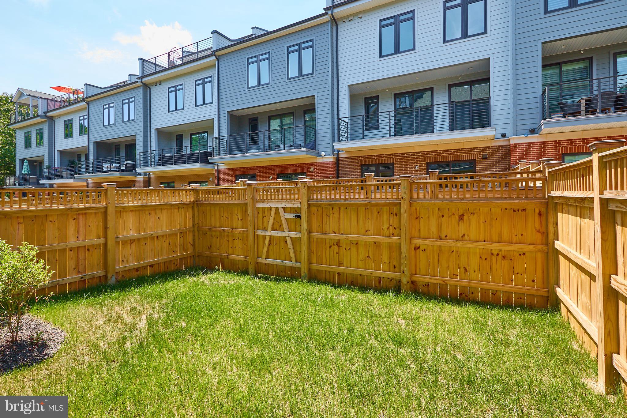 VILLAGE AT LEESBURG - Residential Lease