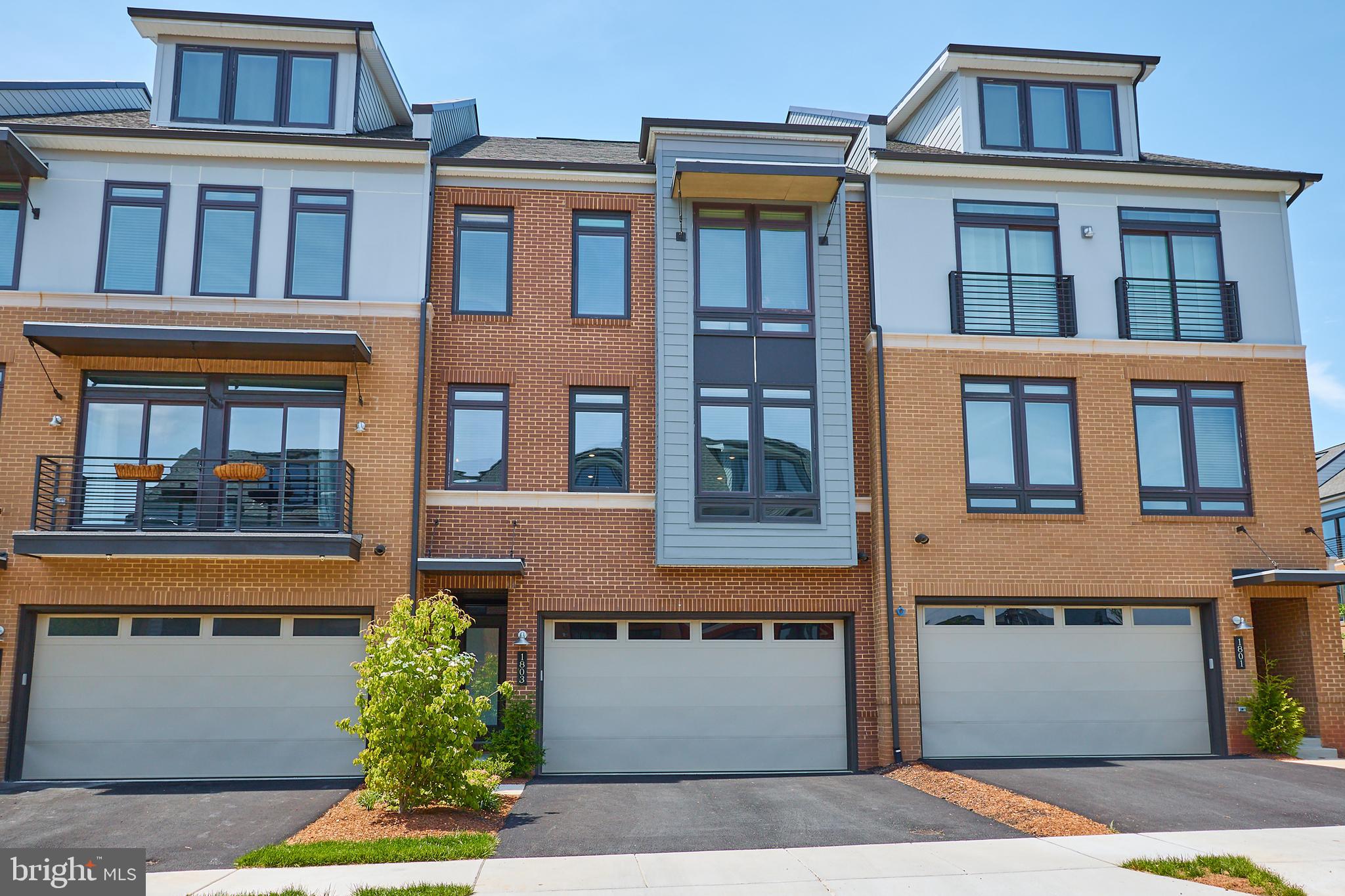 VILLAGE AT LEESBURG - Residential Lease