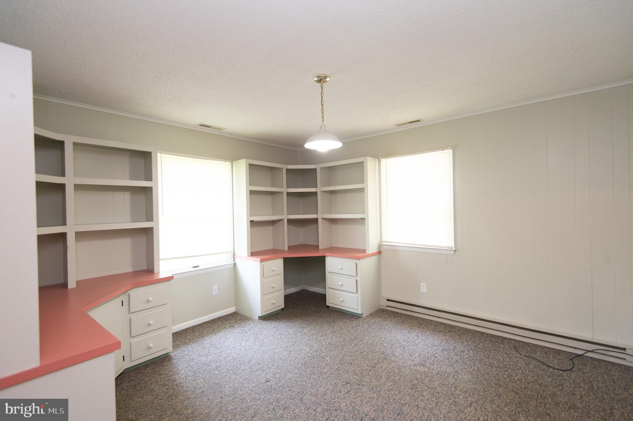 MOUNT HOLLY - Residential