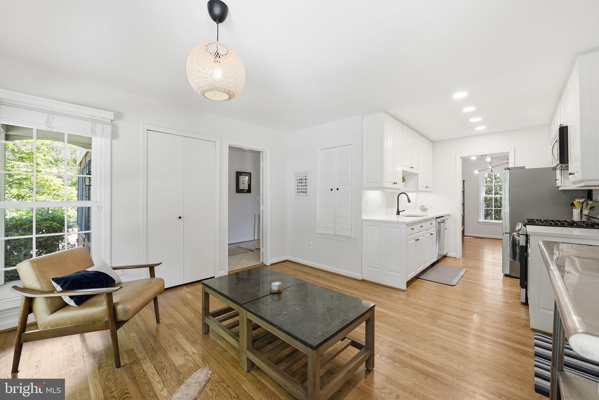 BARRISTERS PLACE - Residential