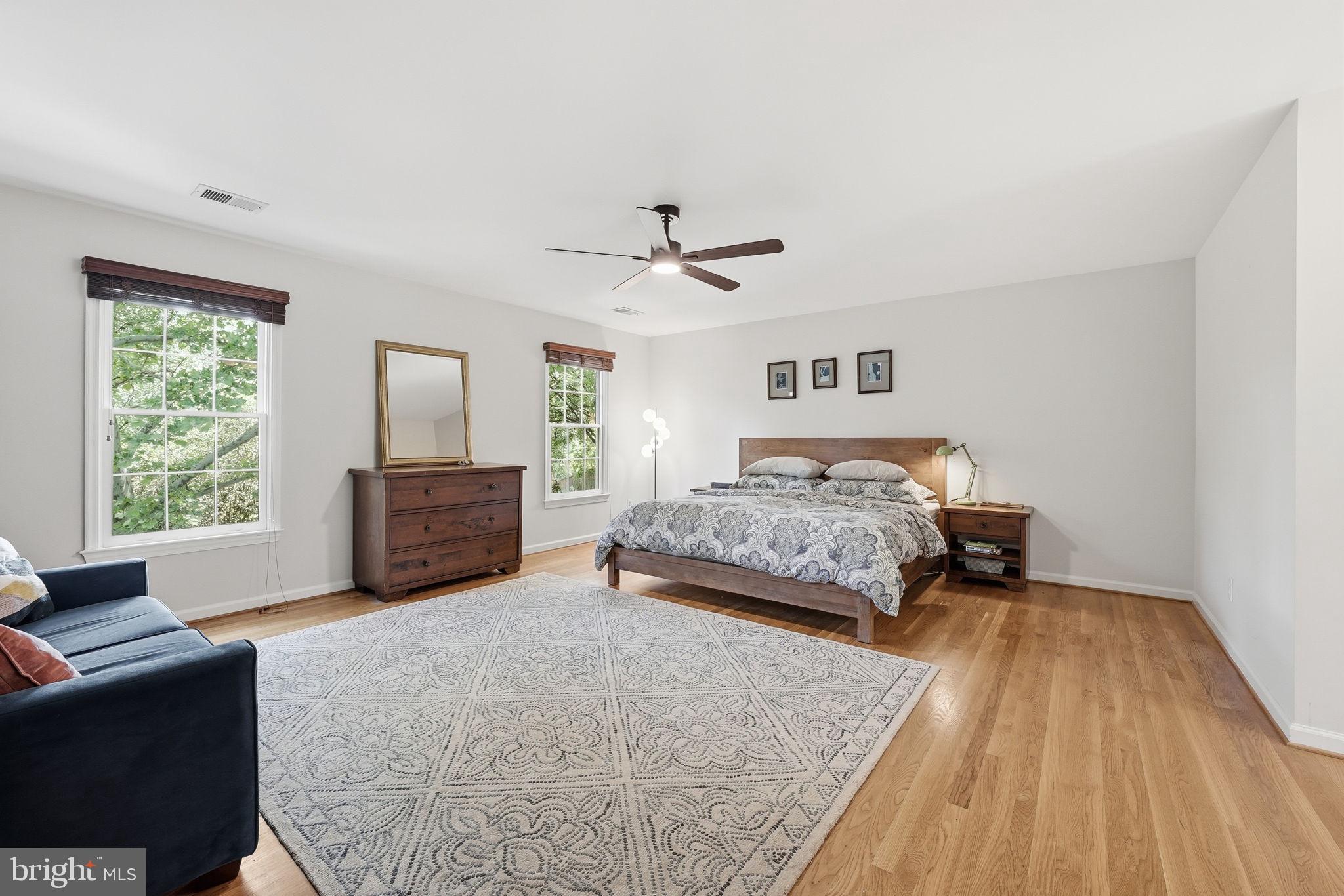 BARRISTERS PLACE - Residential