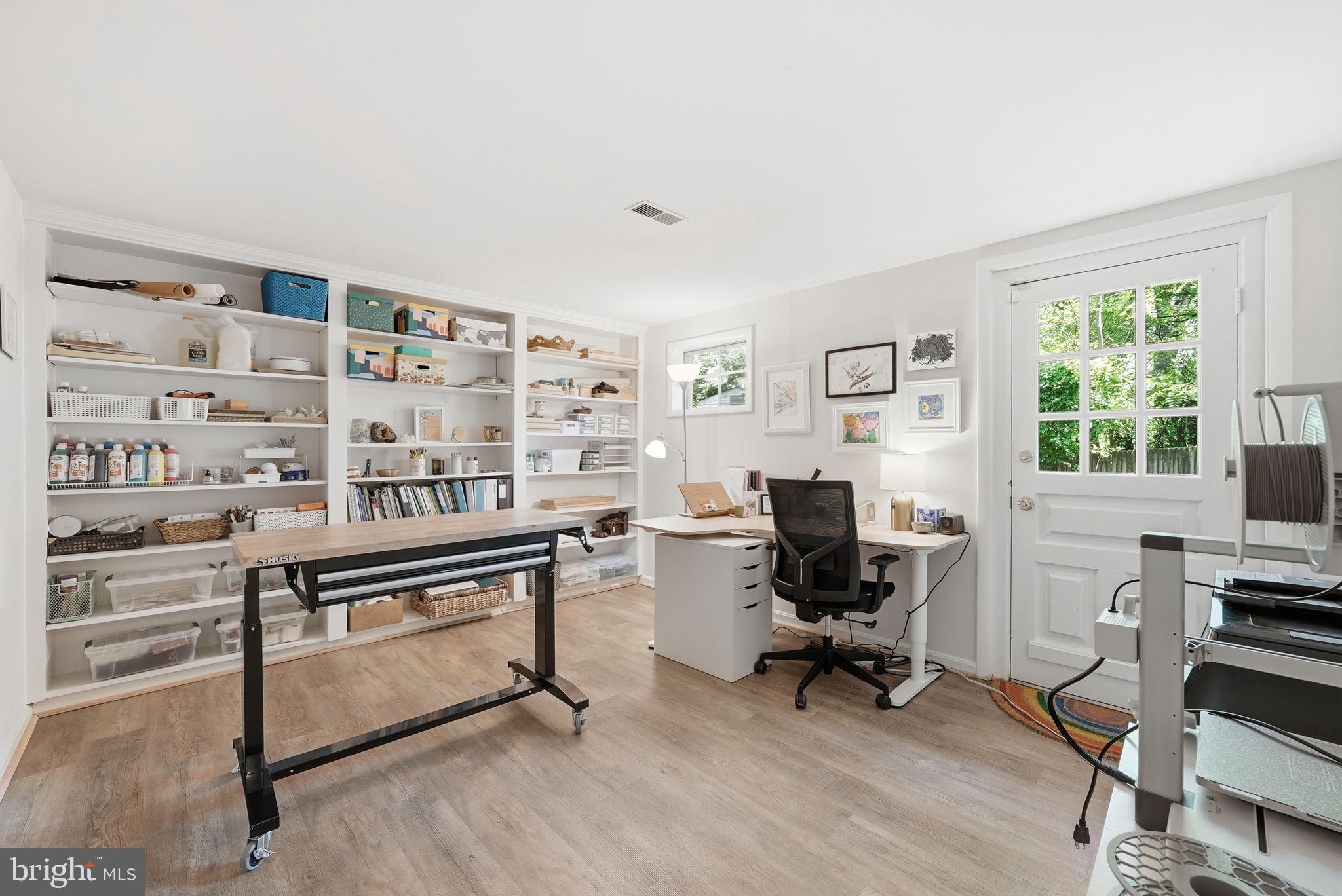 BARRISTERS PLACE - Residential