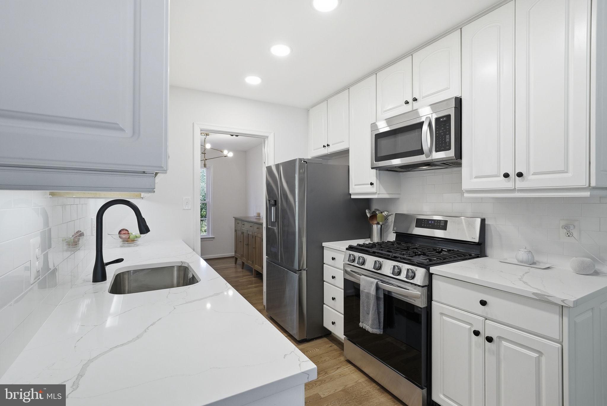 BARRISTERS PLACE - Residential