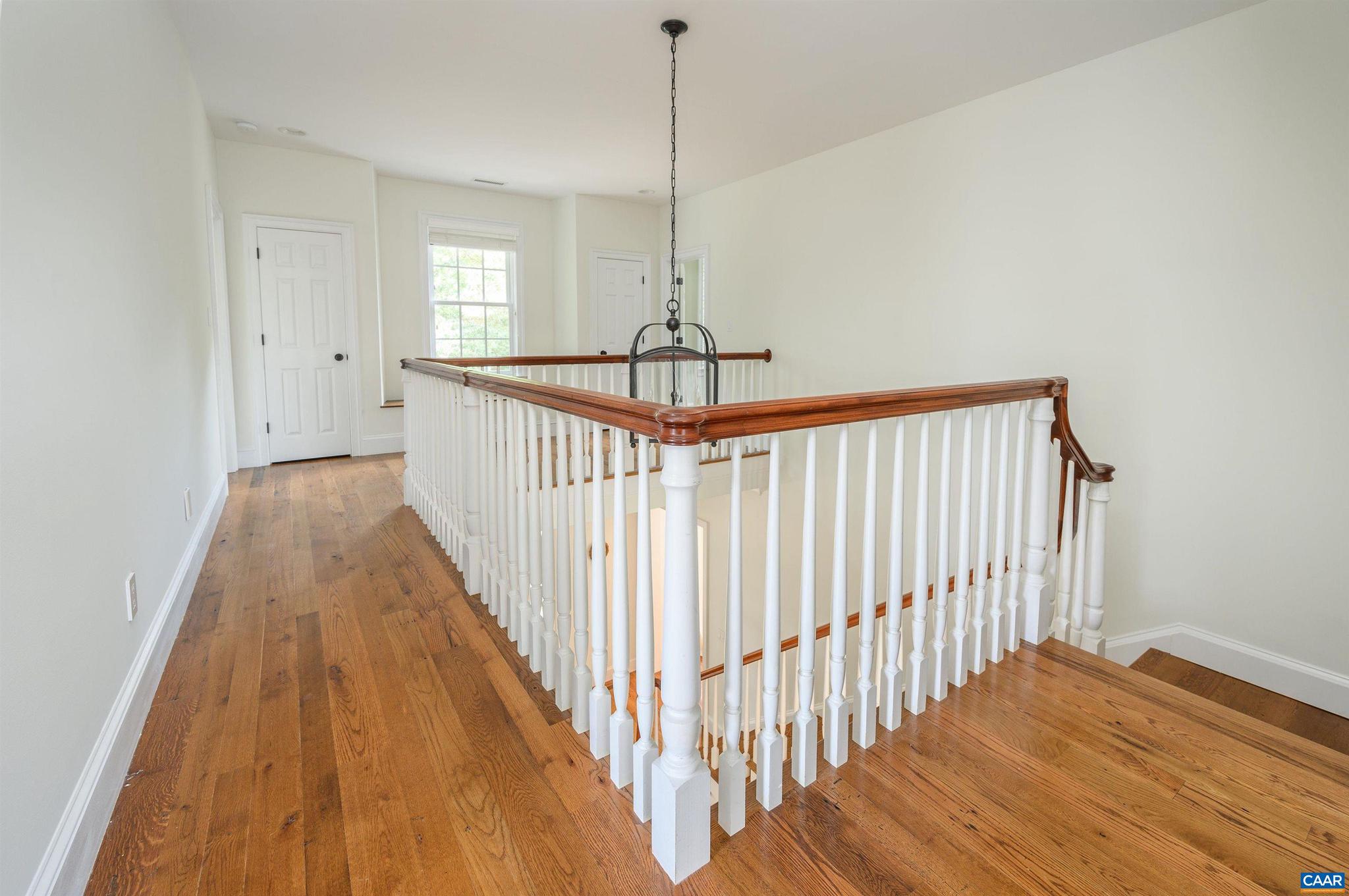 UNIVERSITY PLACE - Residential