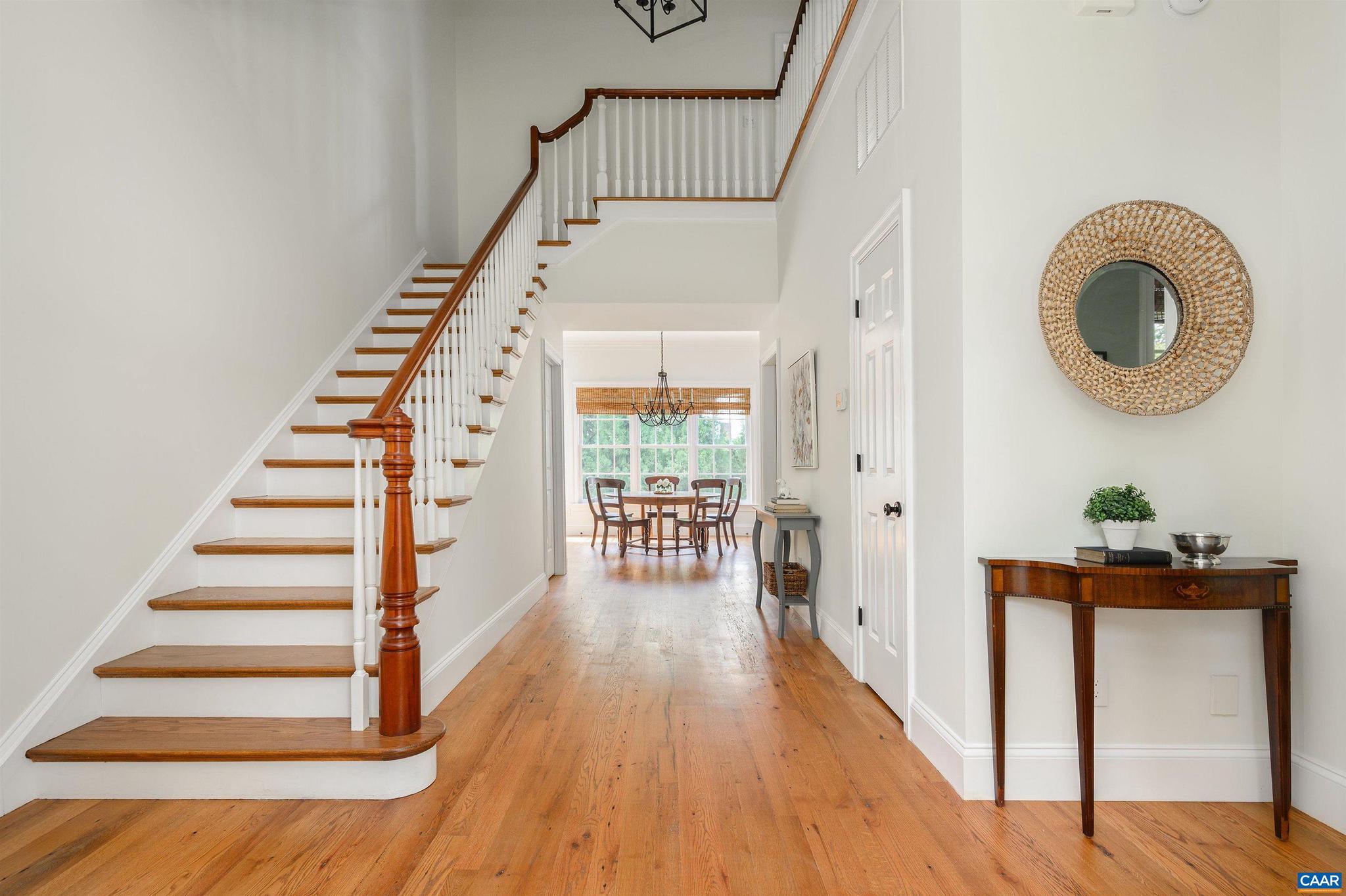 UNIVERSITY PLACE - Residential