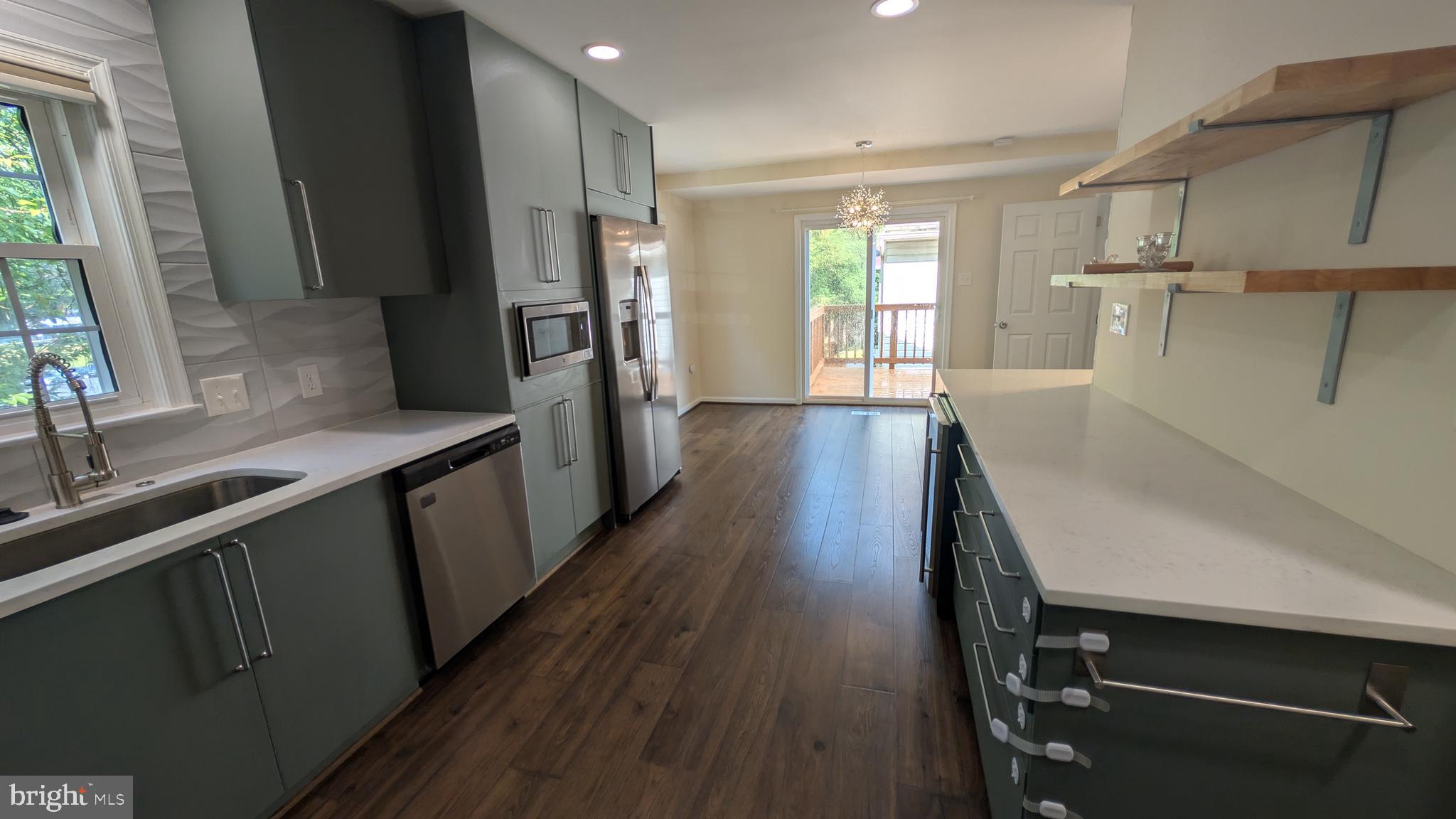 WAVERLY EAST - Residential Lease