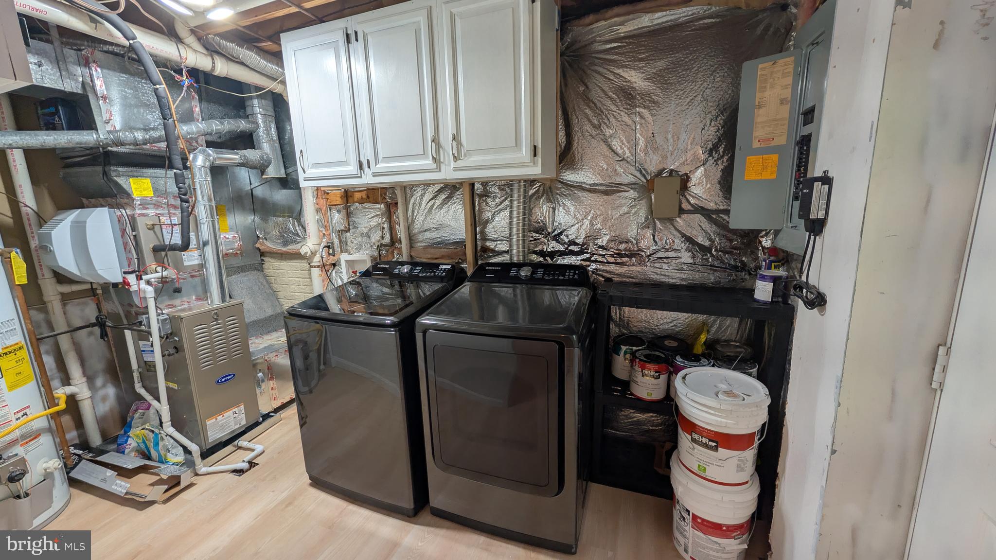 WAVERLY EAST - Residential Lease