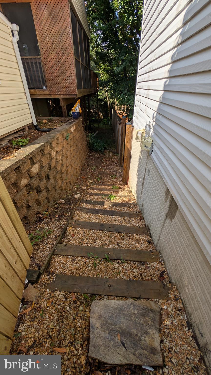 WAVERLY EAST - Residential Lease