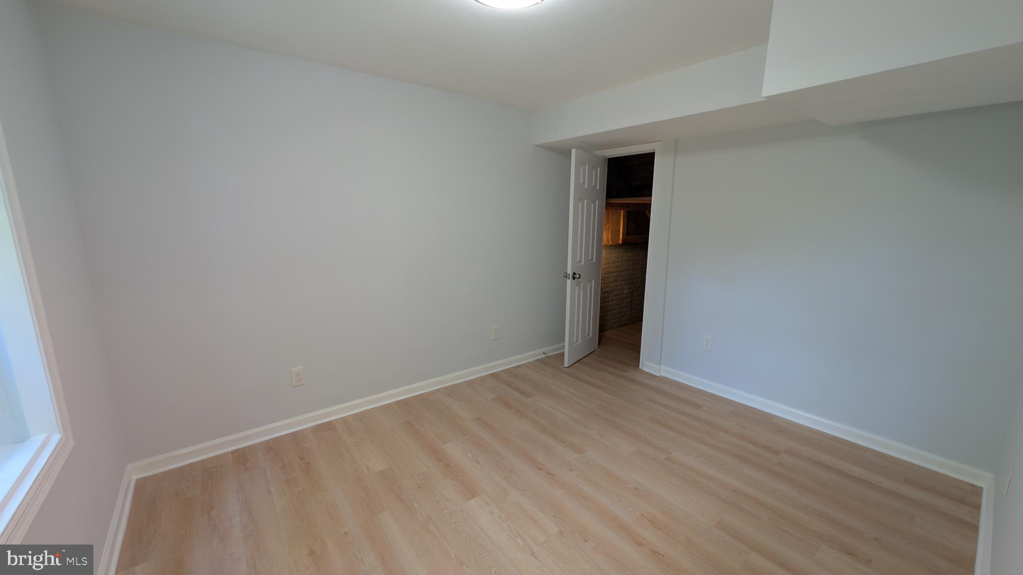 WAVERLY EAST - Residential Lease