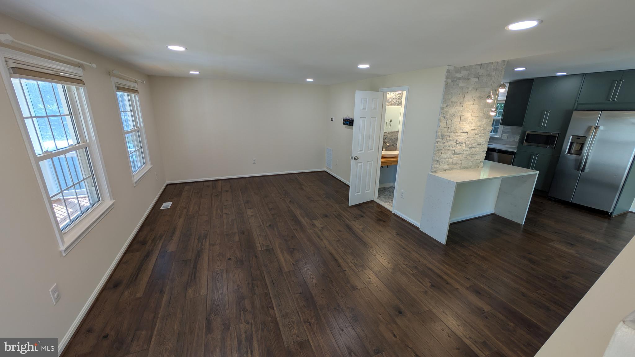 WAVERLY EAST - Residential Lease