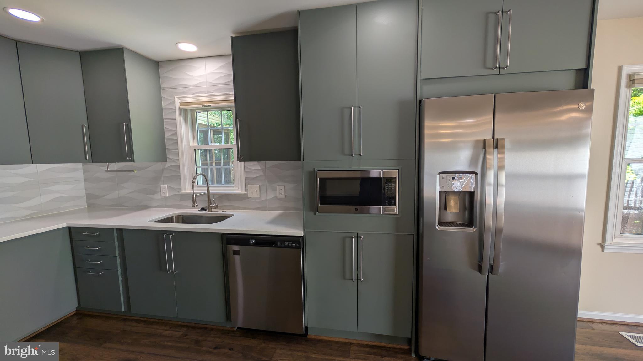 WAVERLY EAST - Residential Lease