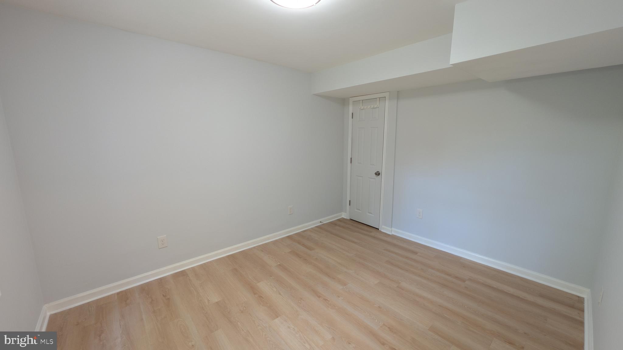 WAVERLY EAST - Residential Lease