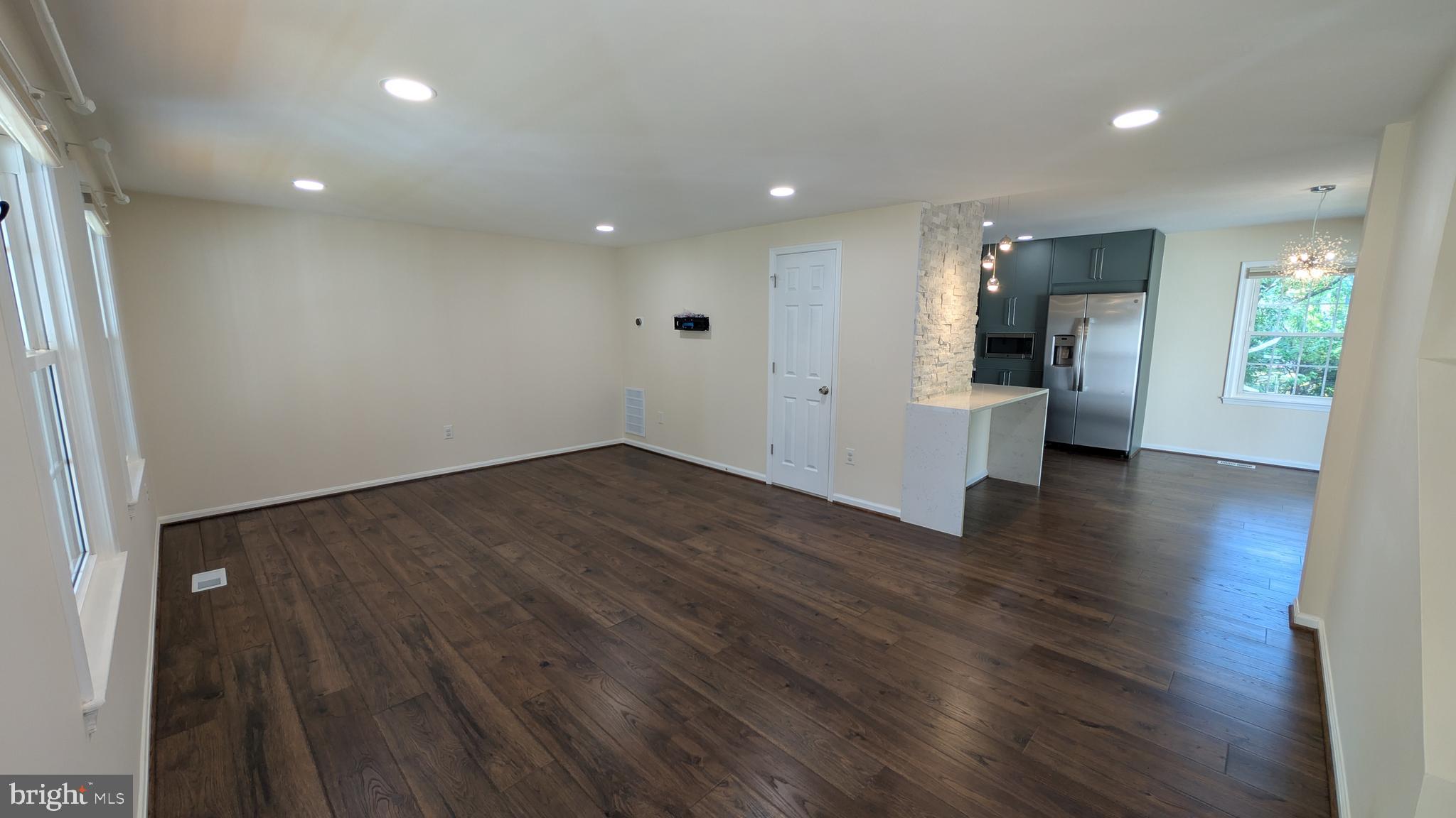 WAVERLY EAST - Residential Lease