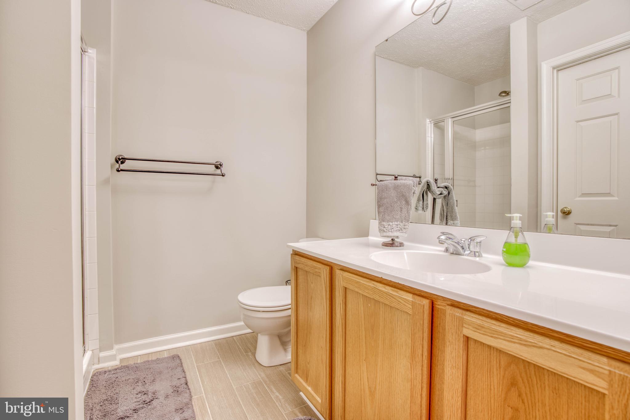 CONSTANT FRIENDSHIP - Residential