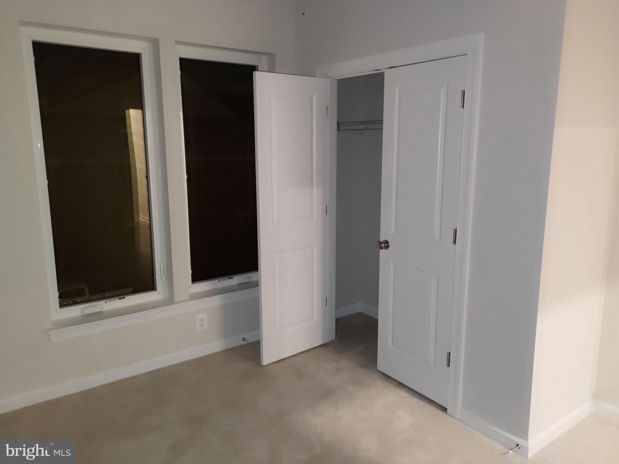 METRO WALK AT MOOREFIELD STATION - Residential Lease