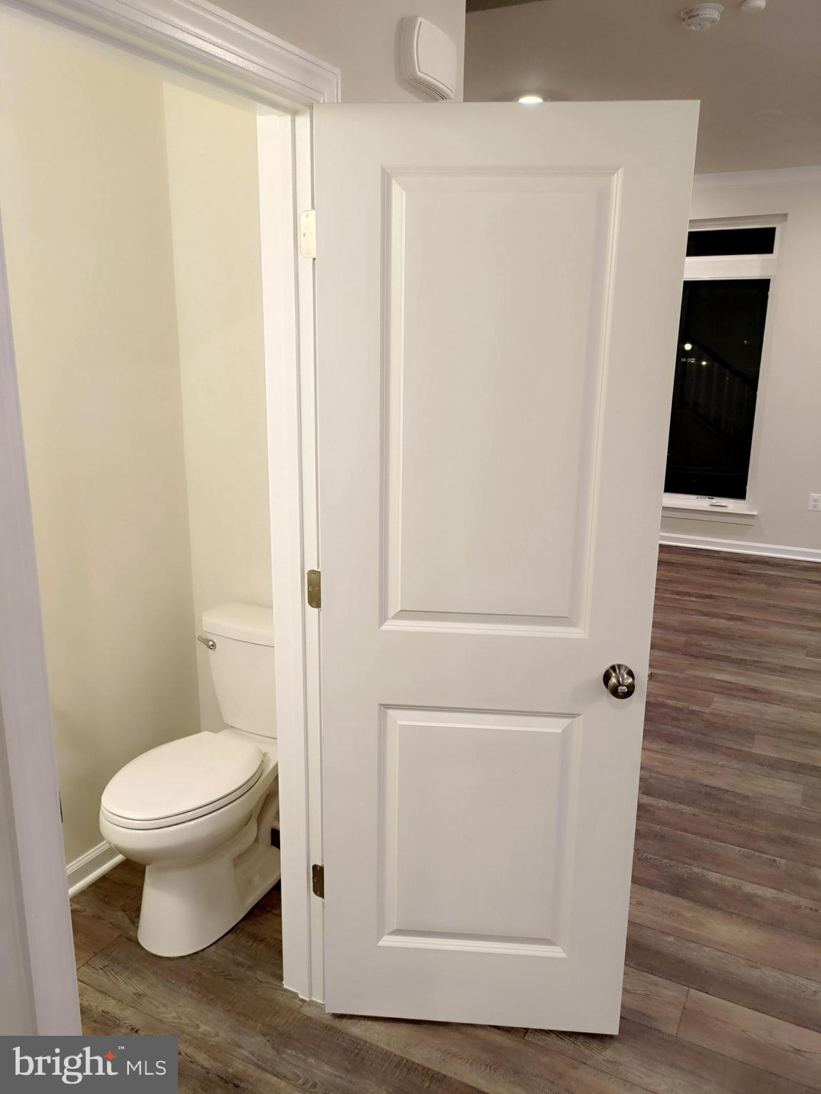 METRO WALK AT MOOREFIELD STATION - Residential Lease