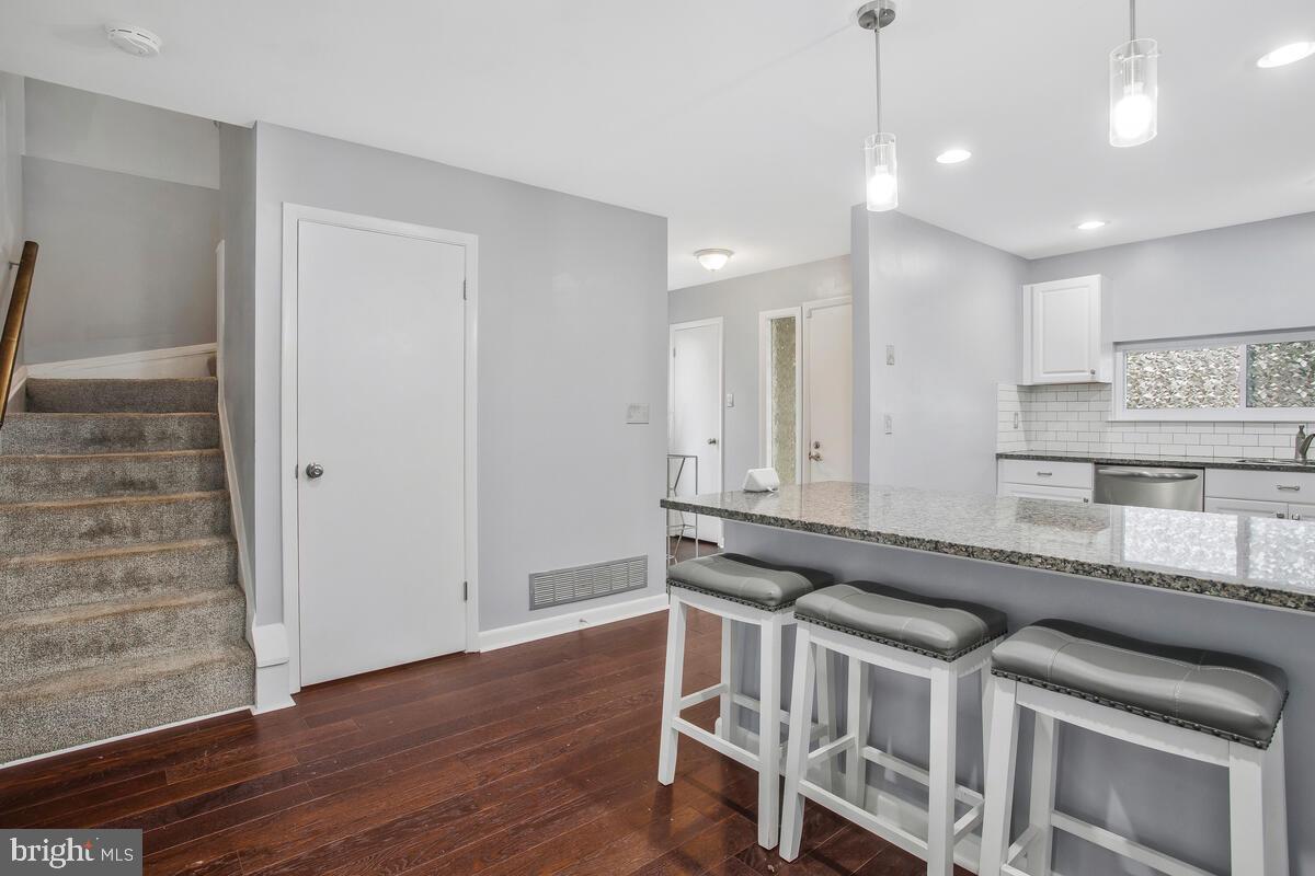 TWELVE TREES - Residential