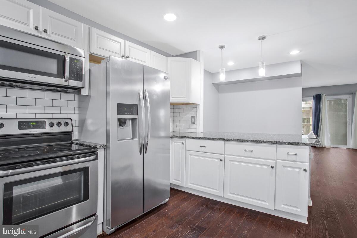 TWELVE TREES - Residential