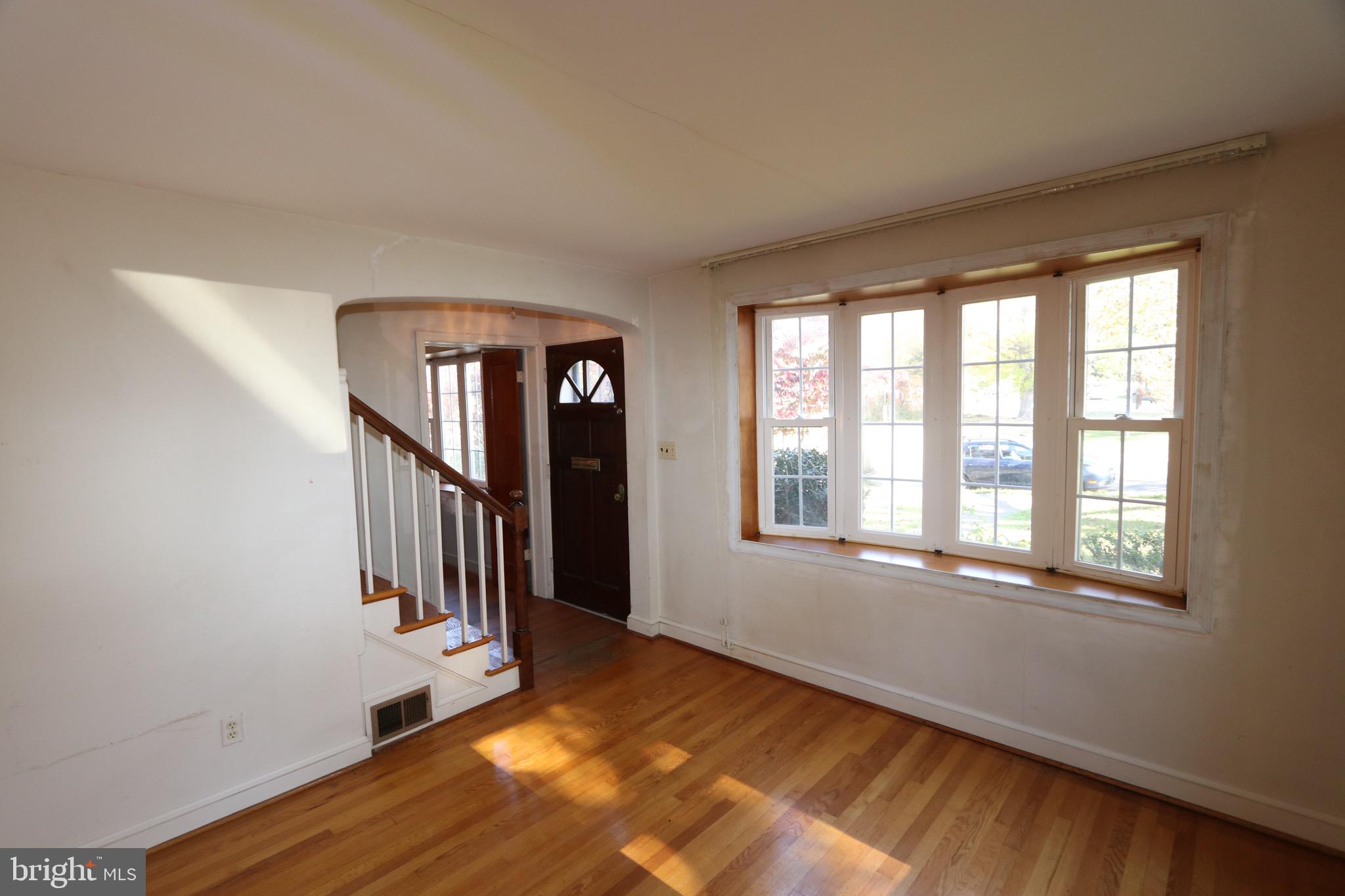 3200 N COLUMBUS STREET