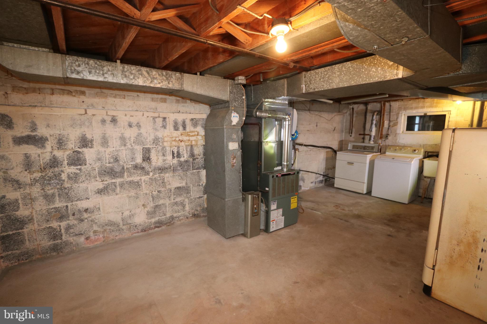 STRATFORD HILLS - Residential