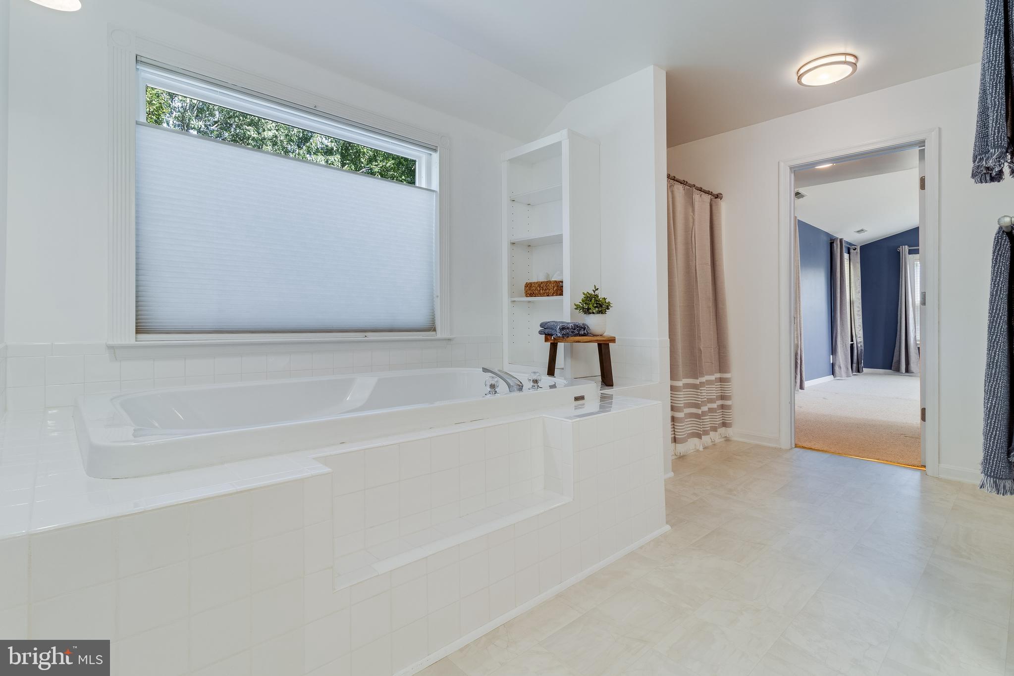 MEADOW LAKE - Residential