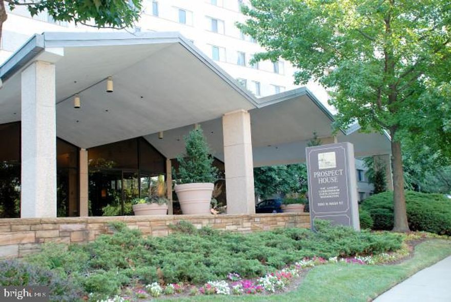 Lovely updated furnished studio on the 8th floor of Prospect House, a luxury condo.  The rental includes outdoor assigned parking and all utilities except phone, internet and cable. The unit is fully furnished and the kitchen includes dishes, flatware and cooking utensils.   This is the perfect pied a terre.  There are two windows facing west with a view of the Arlington skyline and providing maximum light all day. Prospect House is located on the hill above the Iwo Jima Monument and park -  it is only 5 blocks to the Rosslyn metro, 2 blocks to Iwo Jima park and minutes to shopping , restaurants, Reagan Airport and downtown DC.  The local ART bus stops in front of the building.  A very convenient location. Building amenities include 24 hour front desk service, security, olympic-style outdoor pool, exercise room, and convenience store/dry cleaners.
