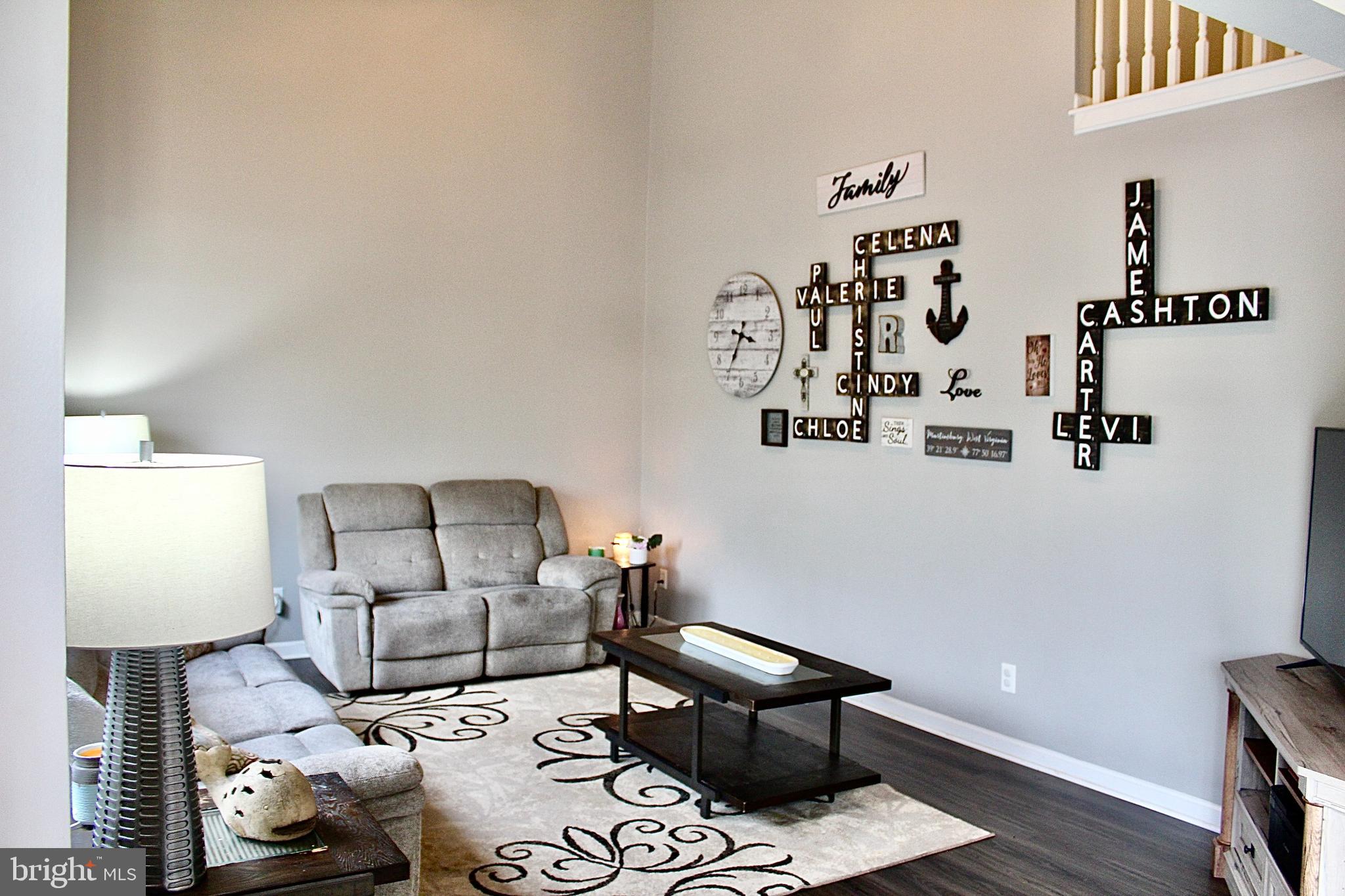 MILLS FARM - Residential