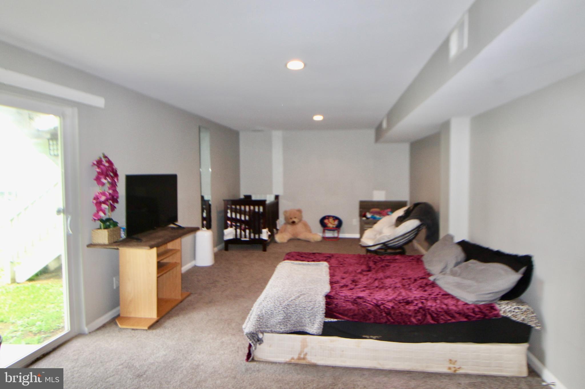 MILLS FARM - Residential