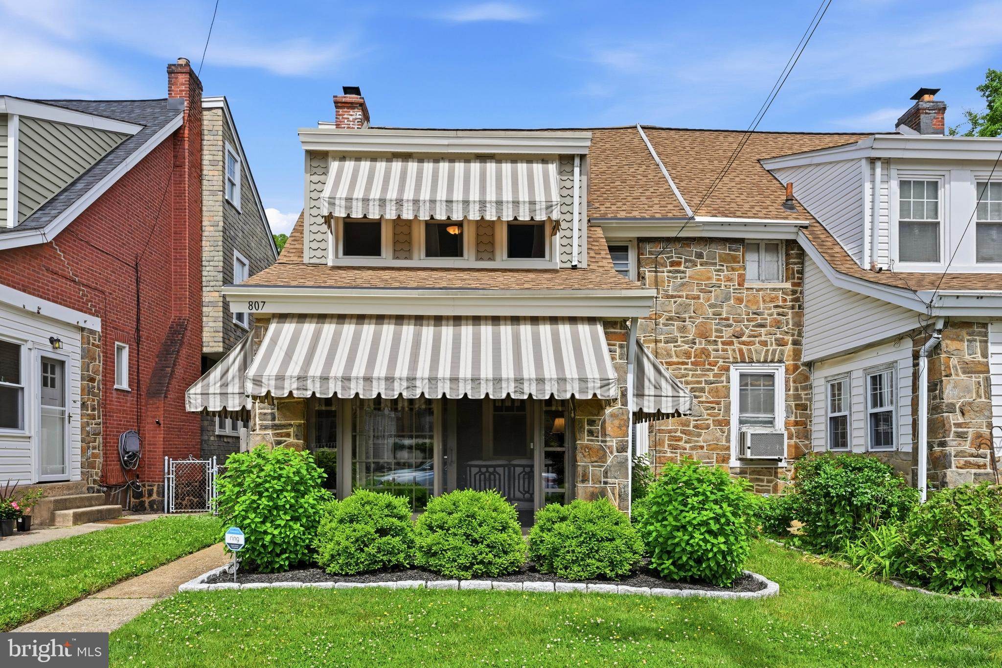 807 W 24TH ST.