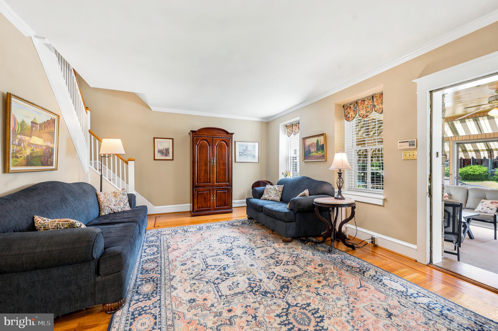 807 W 24TH ST.
