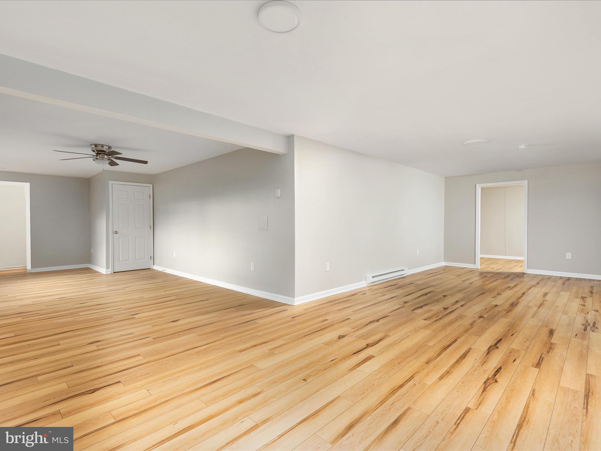 DAVIS STRASBURG - Residential Lease