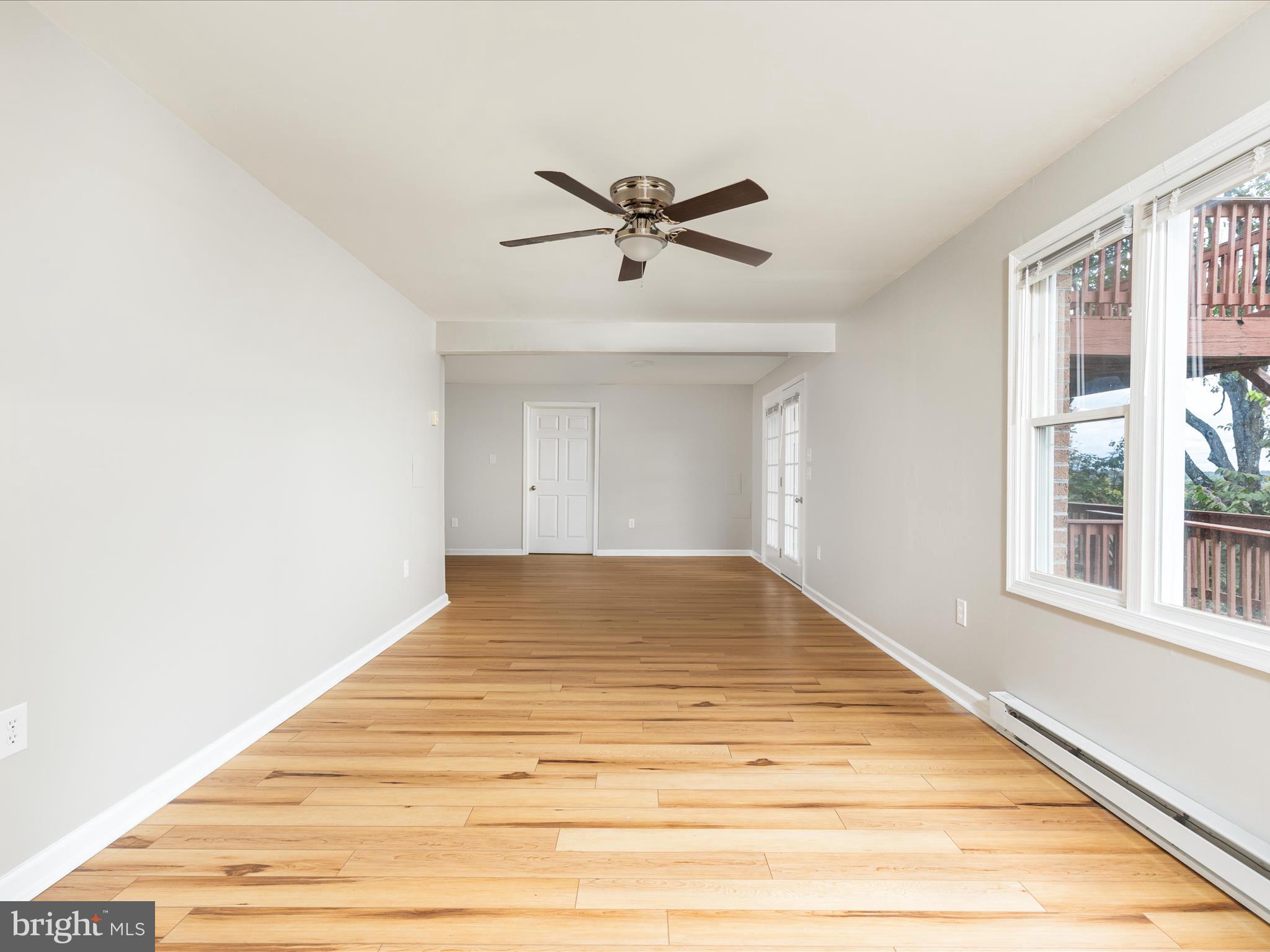 DAVIS STRASBURG - Residential Lease