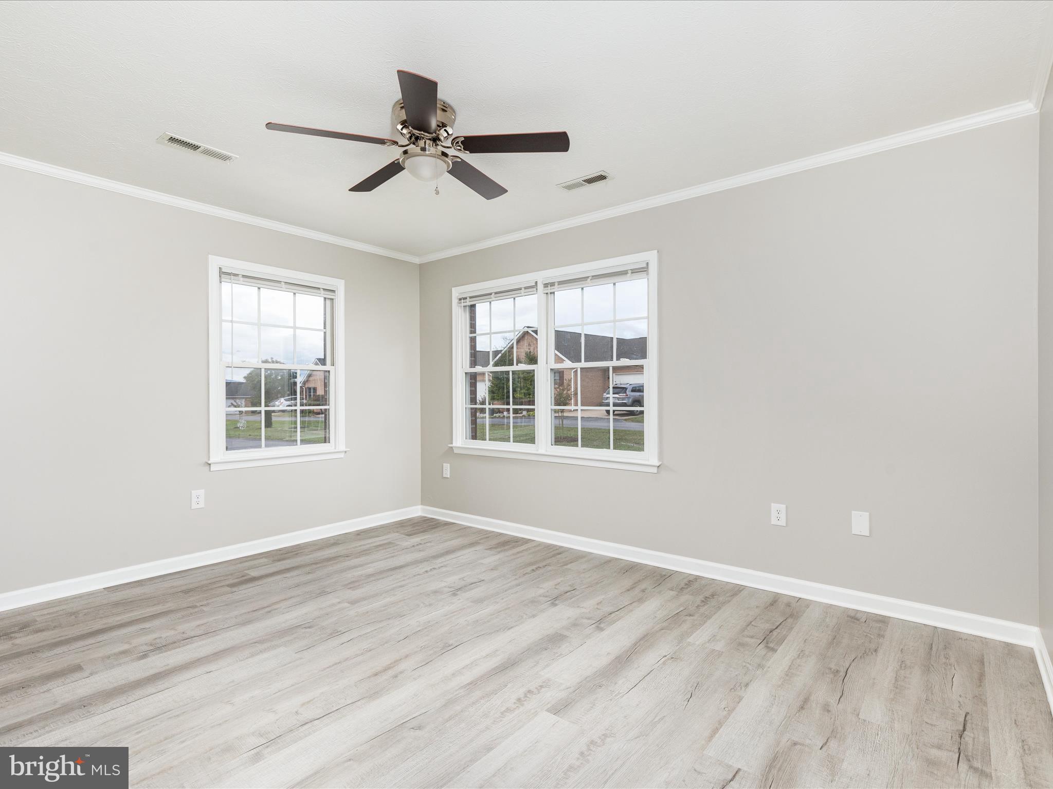 DAVIS STRASBURG - Residential Lease