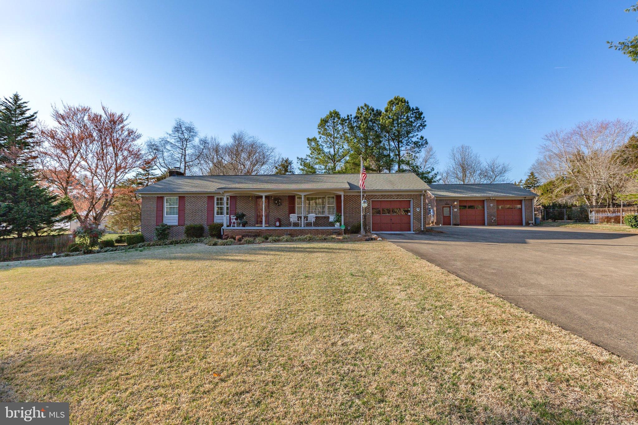 LAKE ACRES - Residential