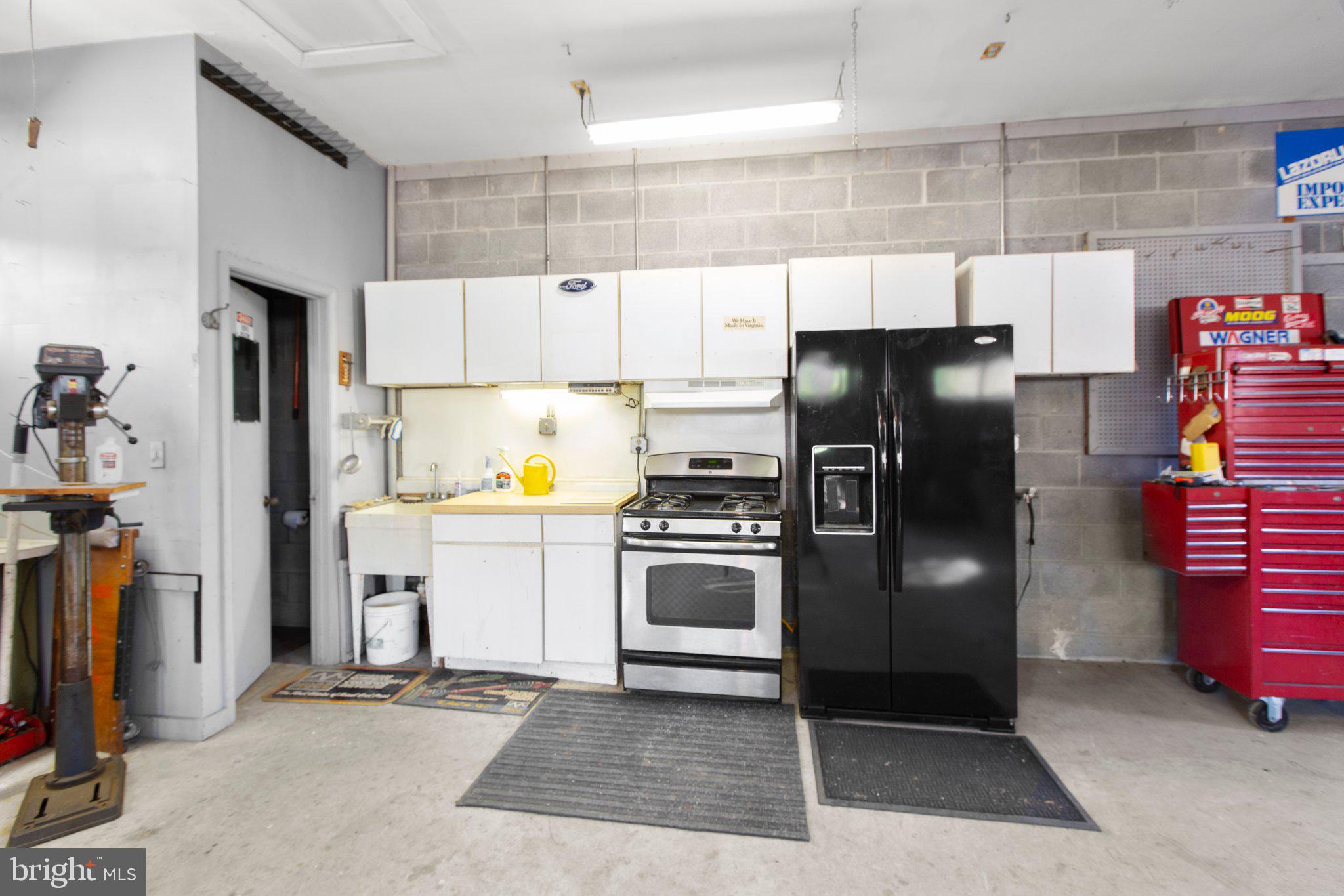 LAKE ACRES - Residential