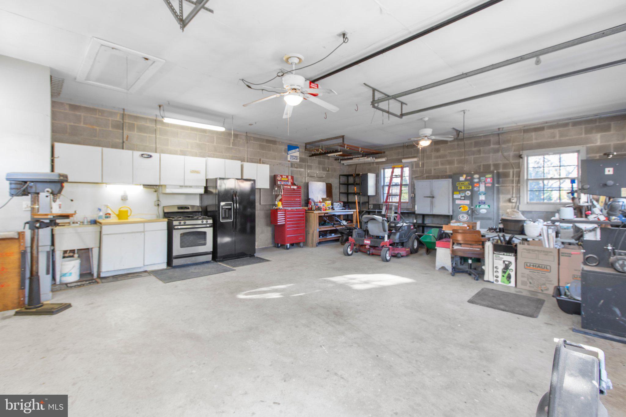 LAKE ACRES - Residential