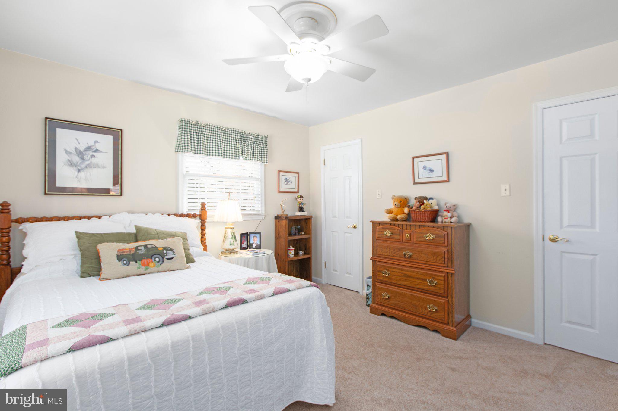 LAKE ACRES - Residential