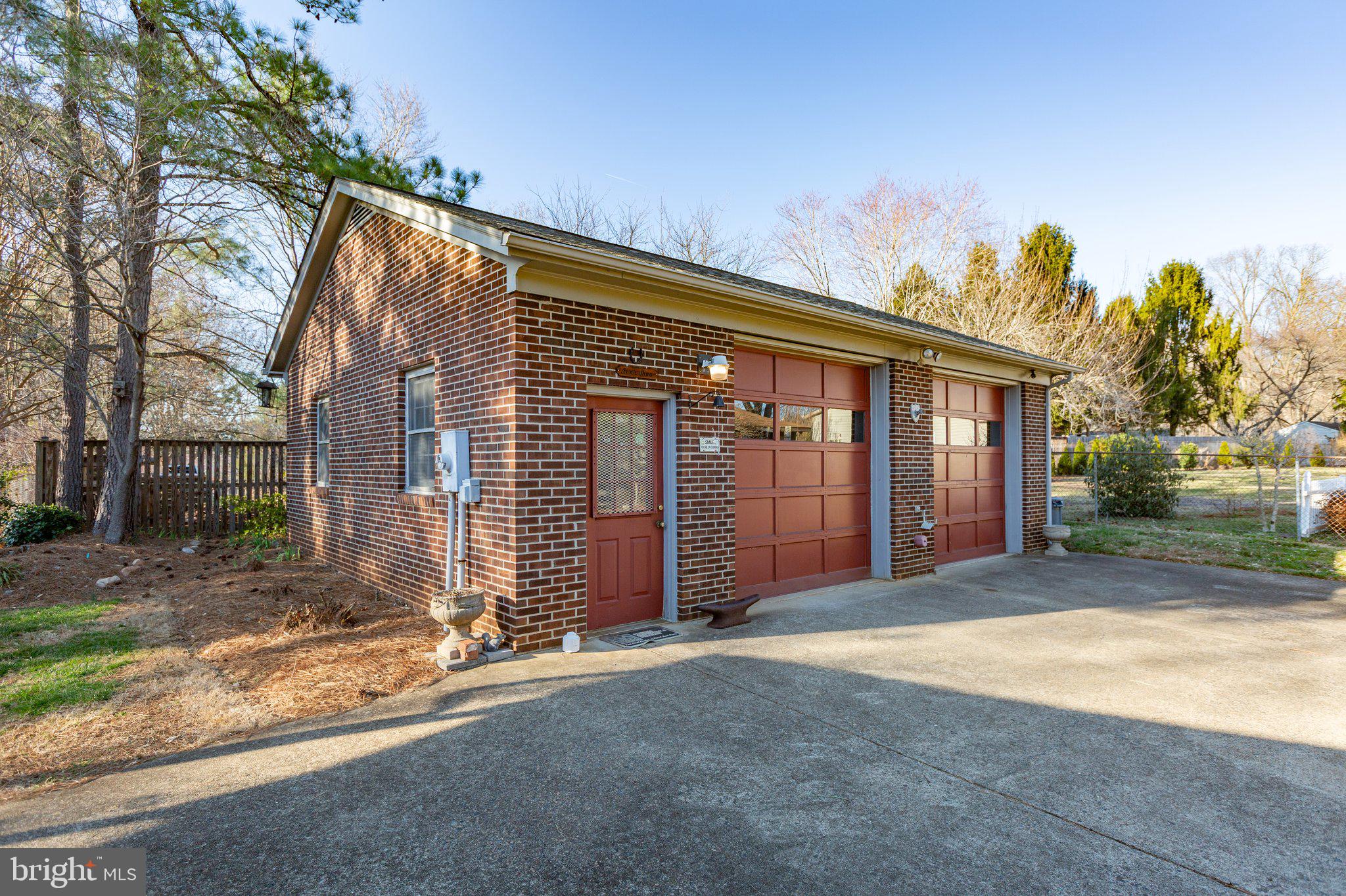 LAKE ACRES - Residential