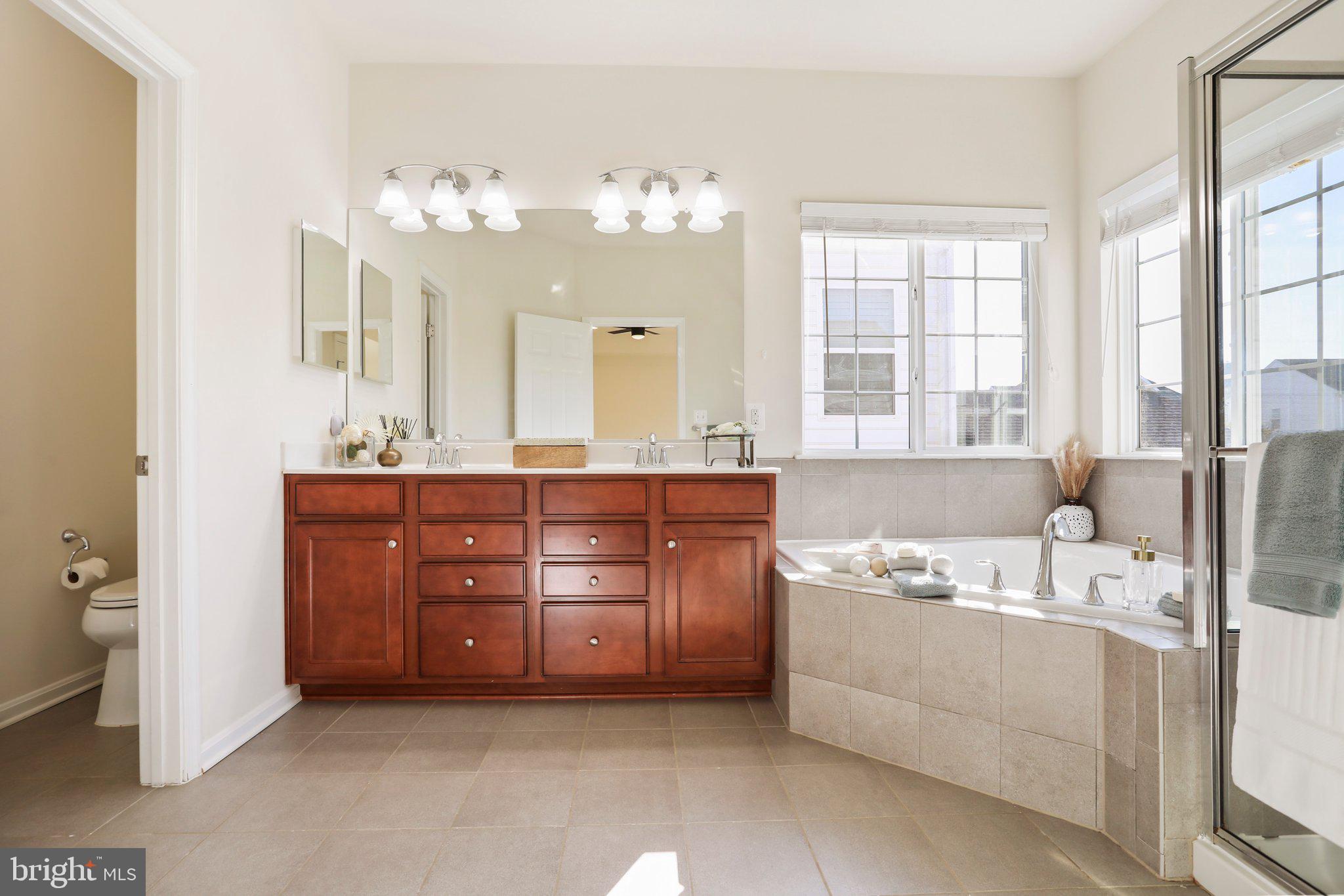 HUNTFIELD - Residential