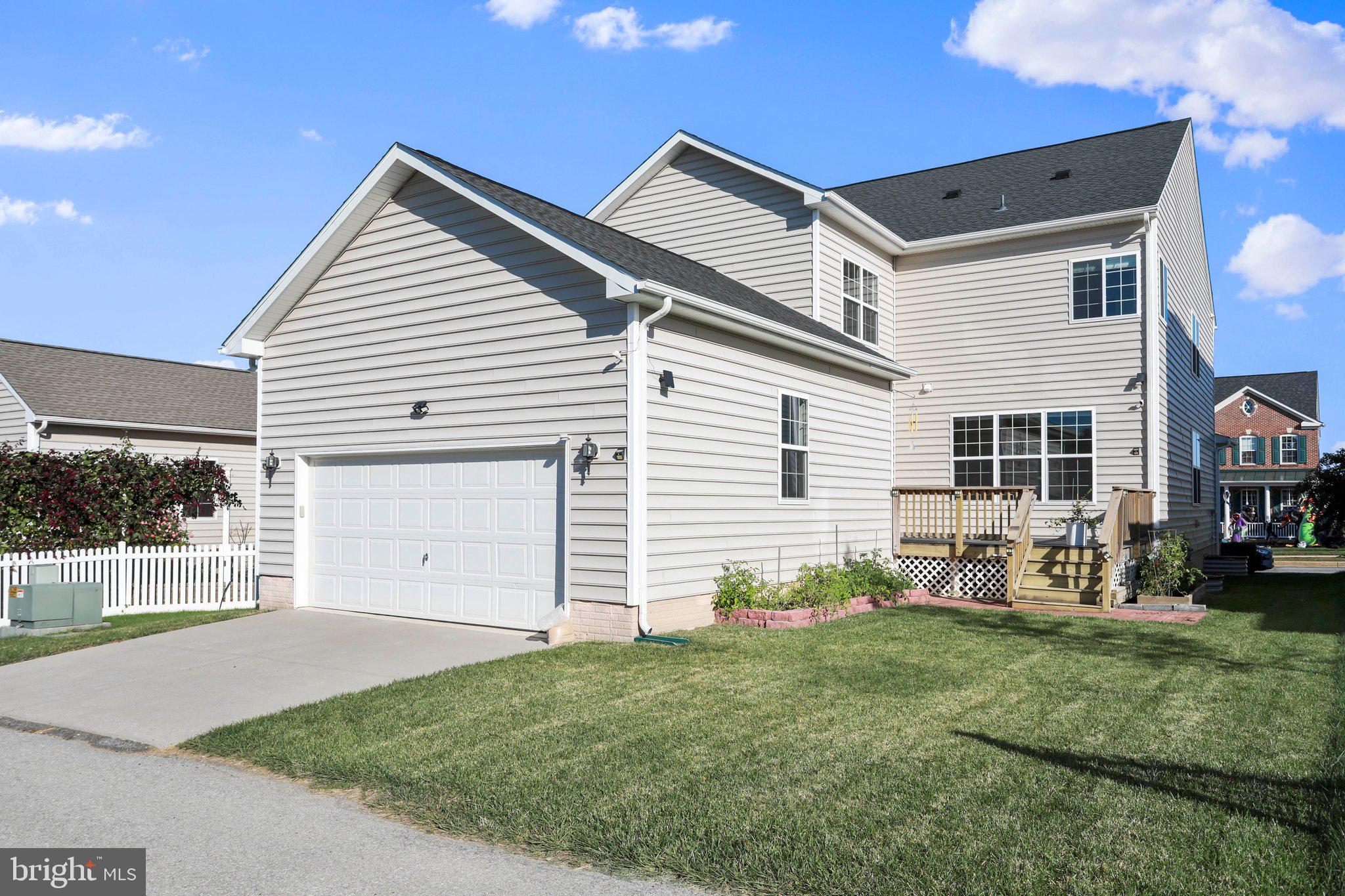 HUNTFIELD - Residential