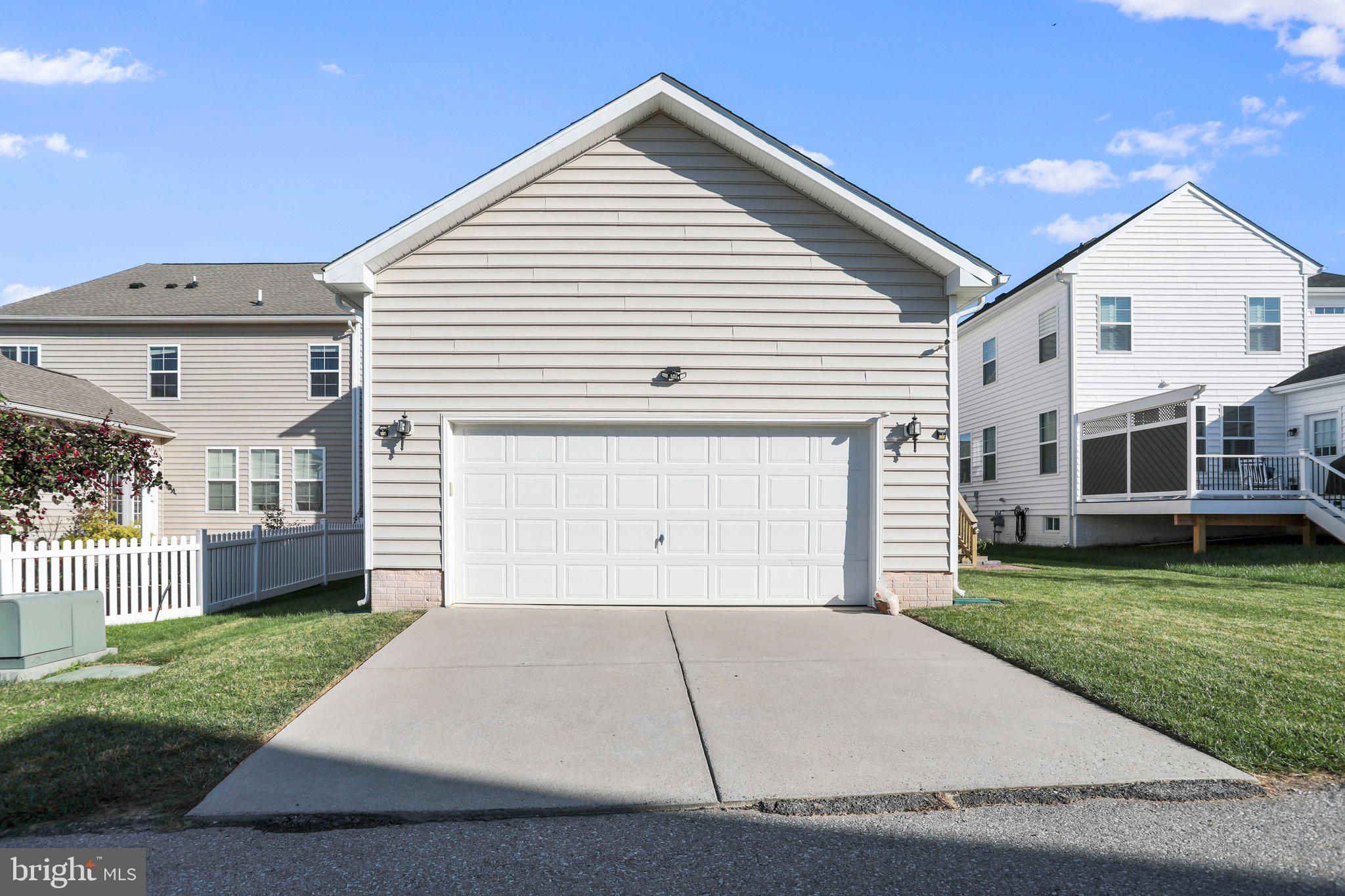 HUNTFIELD - Residential