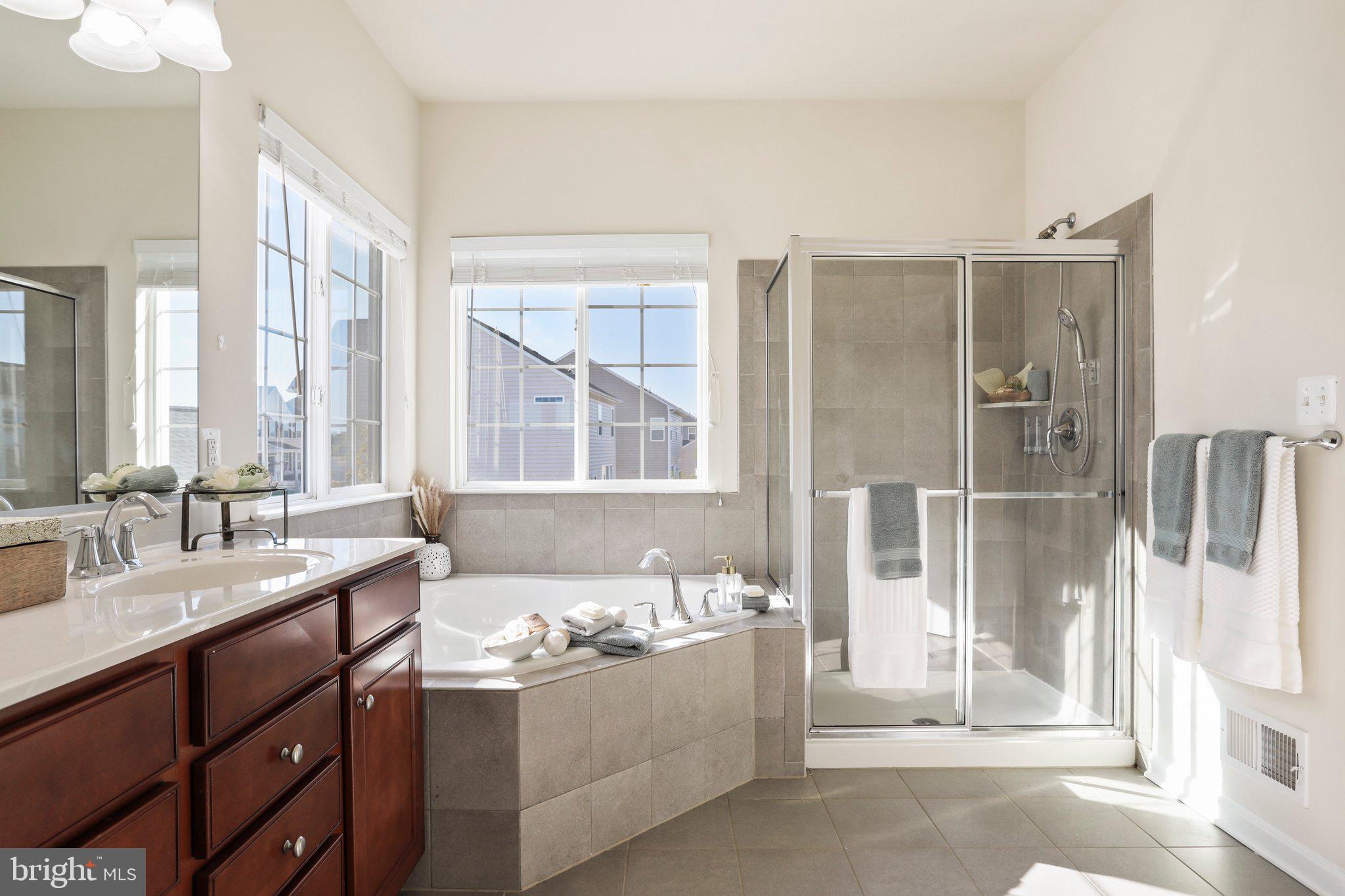 HUNTFIELD - Residential