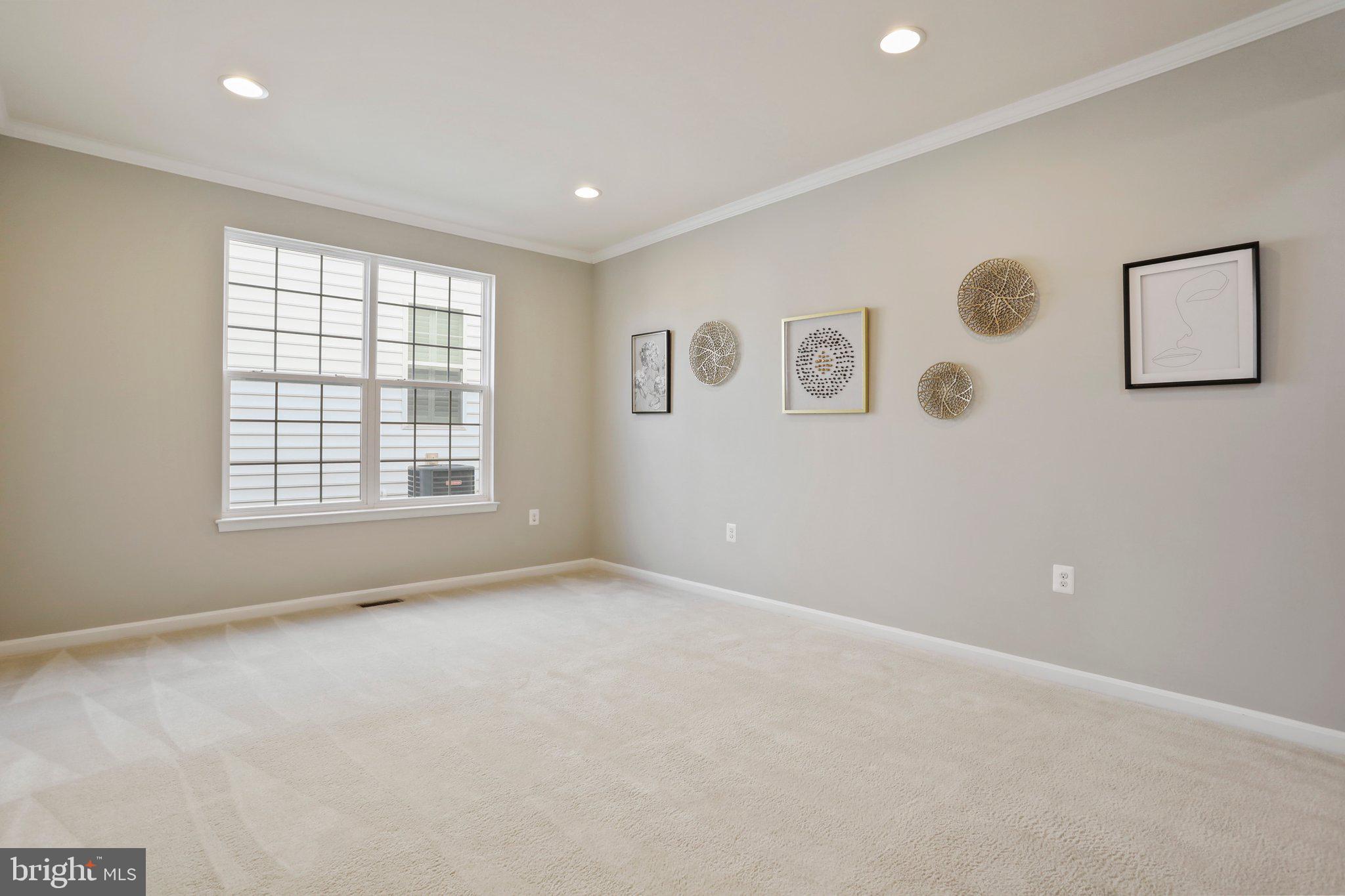 HUNTFIELD - Residential