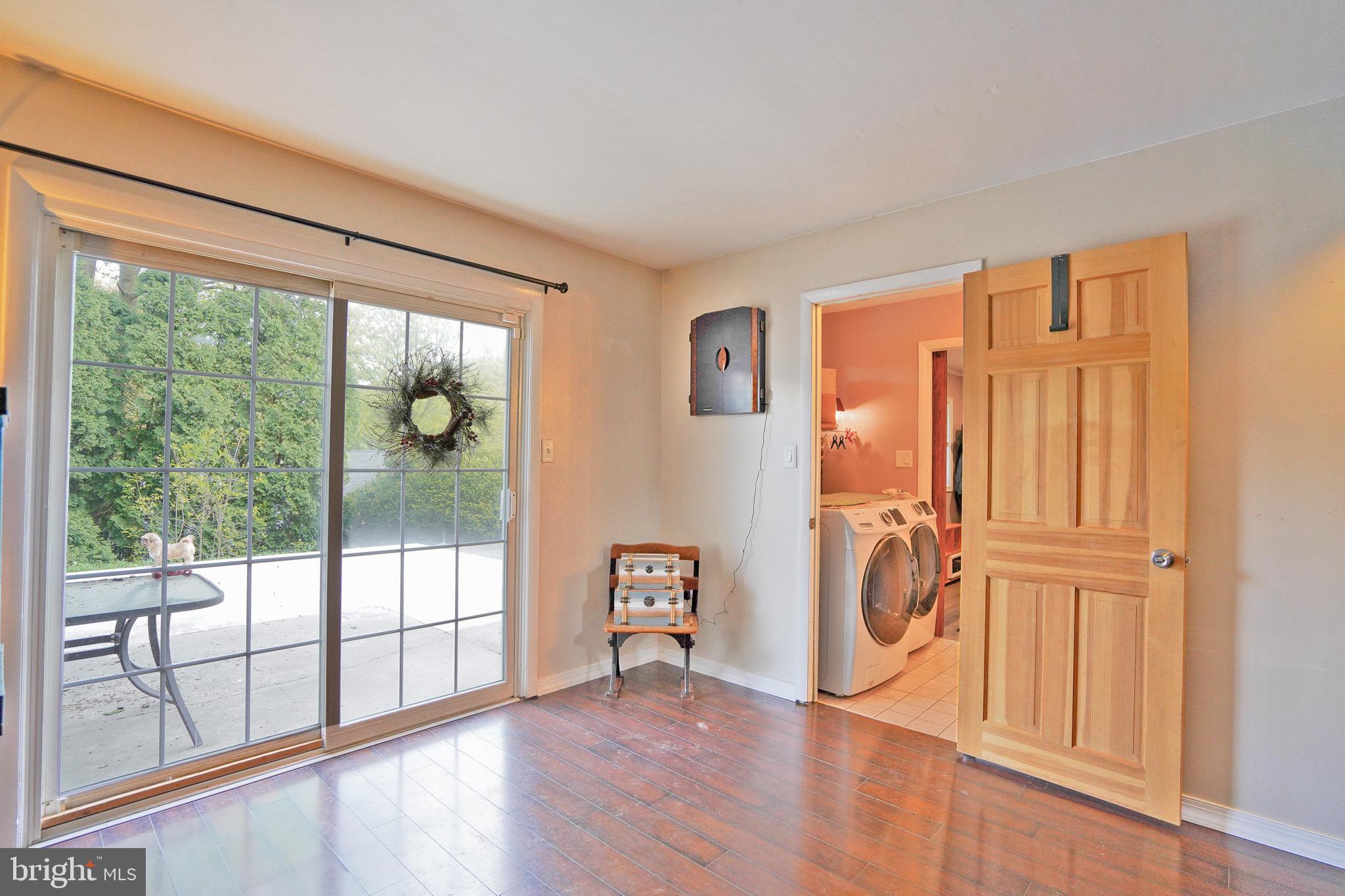 FOREST HILLS - Residential